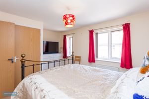 Bedroom- click for photo gallery